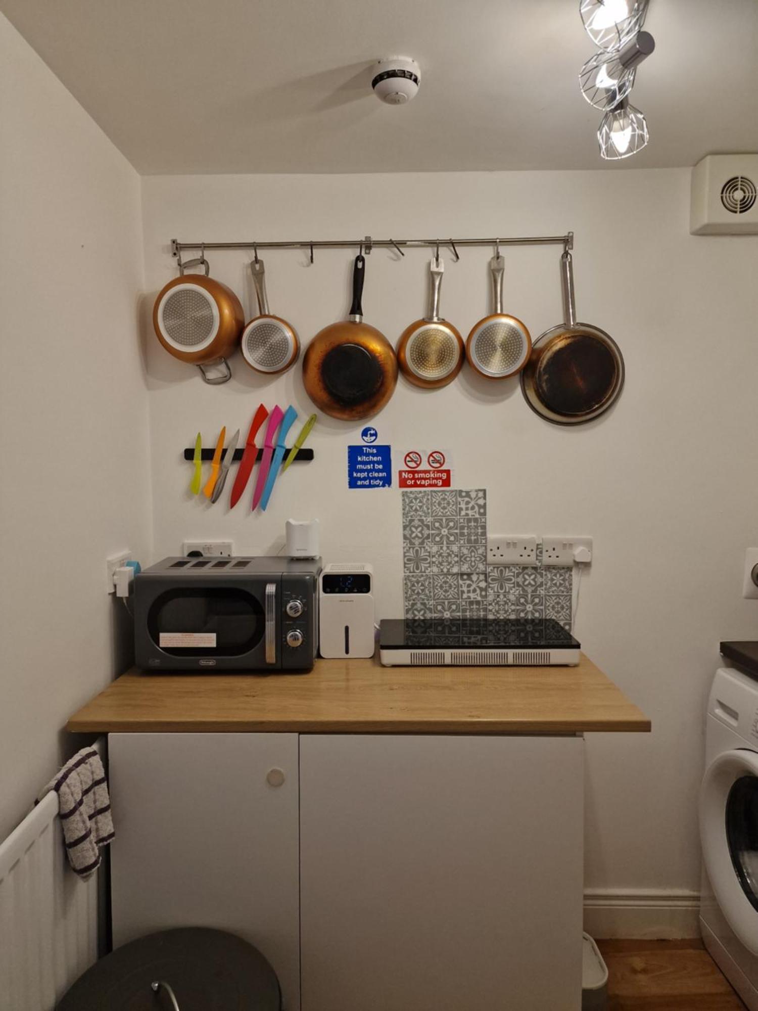Aunty Katie'S House, Ni Tourist Board Certified & Located On The Main Oldpark Road To Belfast, With Free Continental Breakfast & Free Ultra Fast Sky Internet, Free Sky Sports & Free Sky Cinema, Self-Check In After 10Pm Gmtホステル エクステリア 写真
