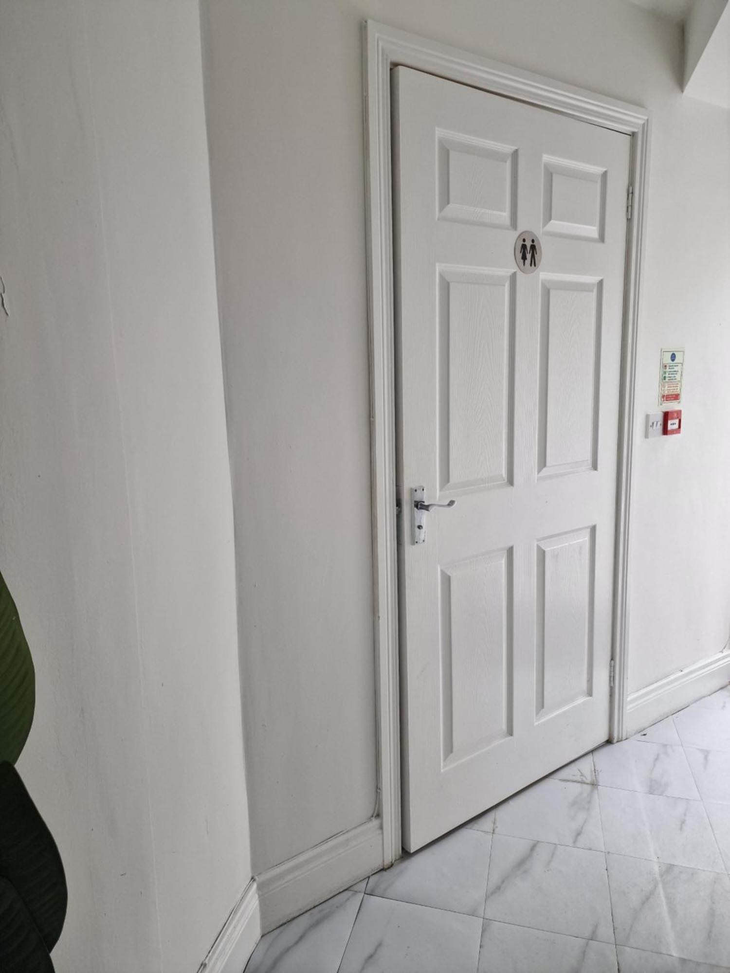 Aunty Katie'S House, Ni Tourist Board Certified & Located On The Main Oldpark Road To Belfast, With Free Continental Breakfast & Free Ultra Fast Sky Internet, Free Sky Sports & Free Sky Cinema, Self-Check In After 10Pm Gmtホステル エクステリア 写真